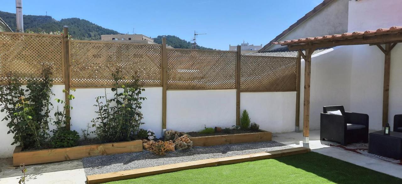 Kataenea. Apartamento En El Prepirineo Navarro. Naturaleza Aoiz Exterior photo